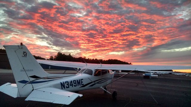 Cessna Skyhawk (N349ME)