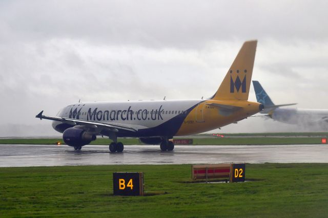 Airbus A320 (G-OZBY) - Monarch Airlines Airbus A320-214 G-OZBY in Manchester