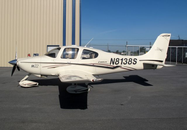 Cirrus SR-22 (N8138S)