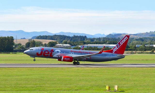 Boeing 737-800 (G-JZHW) - Jet2 Boeing 737-8MG(WL) G-JZHW in Glasgow