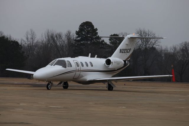 Cessna Citation CJ1 (N223CF)