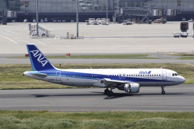 Airbus A320 (JA8391) - Landing at Haneda Intl Airport on 2012/06/26