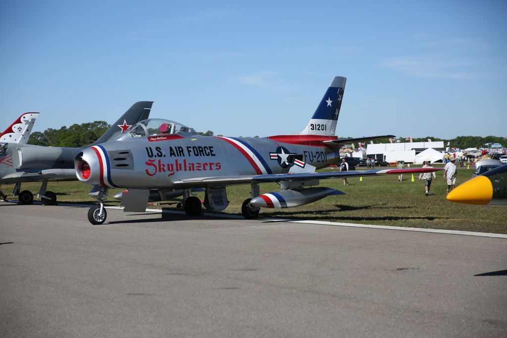 North American F-86 Sabre (FZA201)