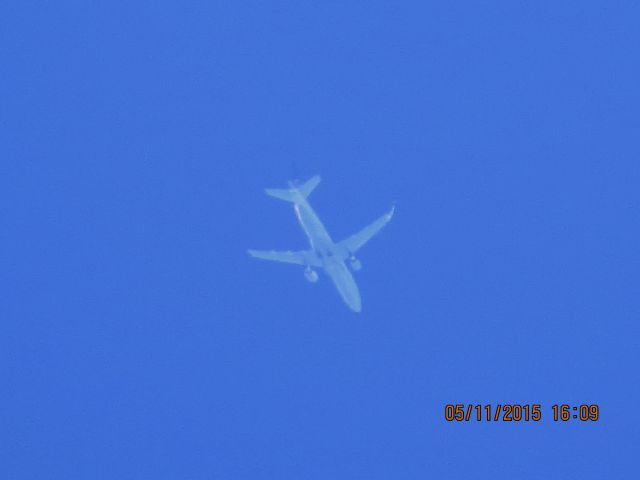 Embraer 170/175 (N117SY)