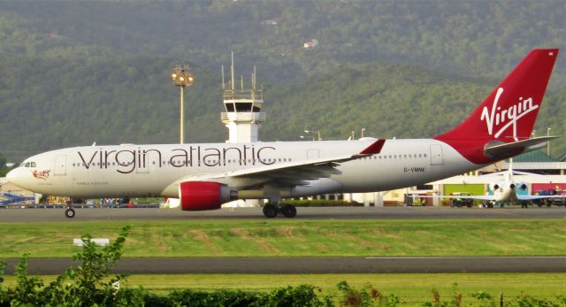 Airbus A330-200 (G-VMNK)