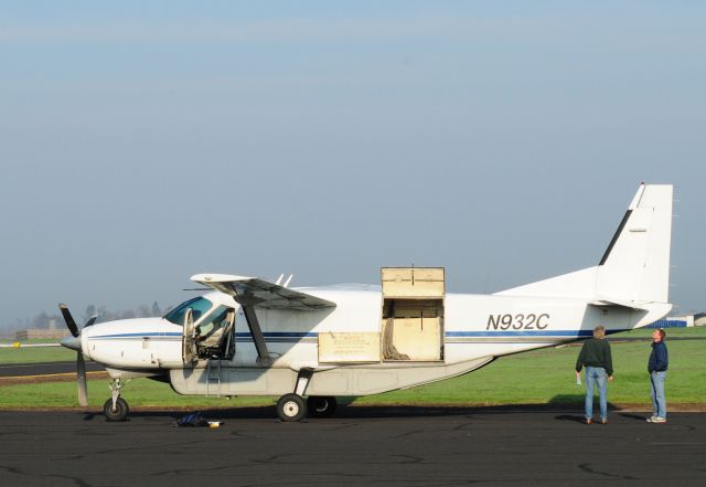 Cessna Caravan (N932C) - FAA inspection