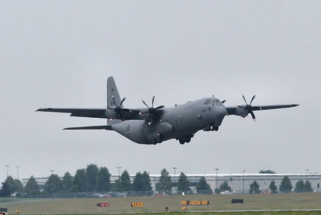 Lockheed C-130 Hercules (13-0616)
