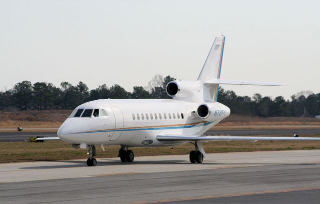 Dassault Falcon 900 (N72PX)