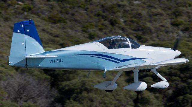 Vans RV-7 (VH-ZIC)