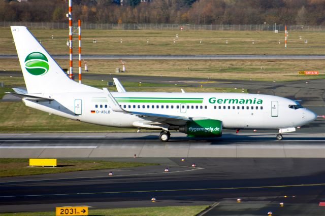 Boeing 737-700 (D-ABLB)