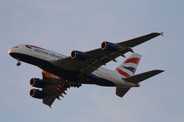 Airbus A380-800 (G-XLEG)