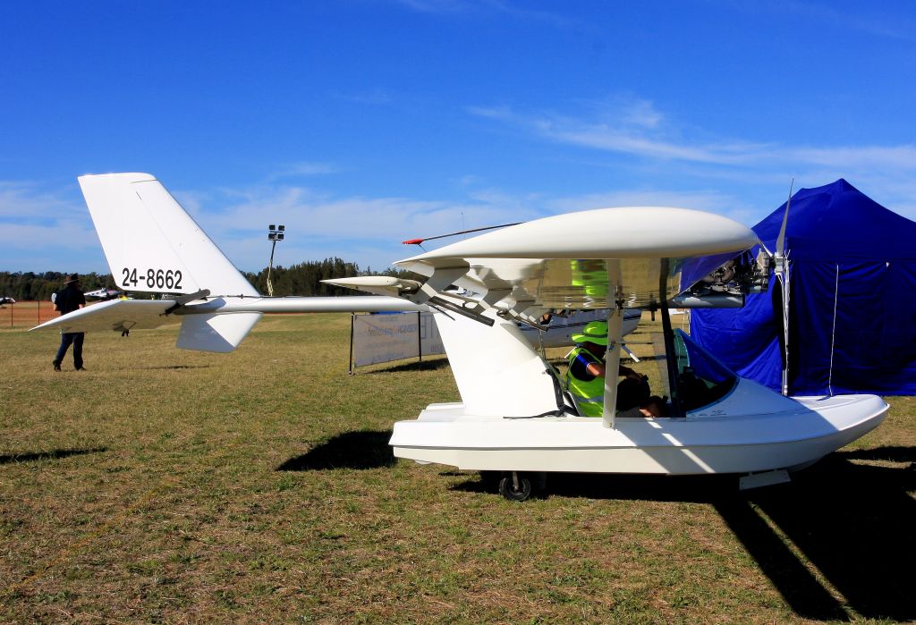 24-8662 — -  Cessnock Air Show 20 9 2018