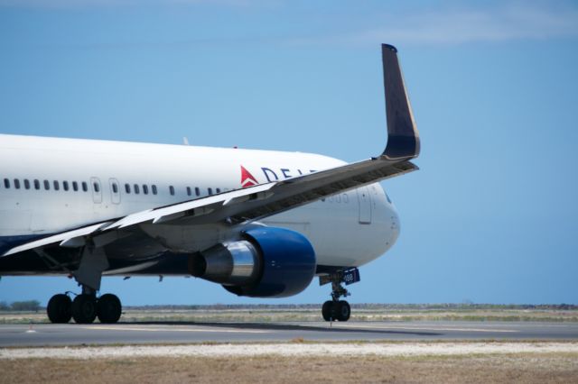 BOEING 767-300 — - Delta 767-300 taxing out to runway 8R at HNL.