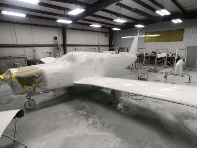 Piper Saratoga (N39577) - Base coat