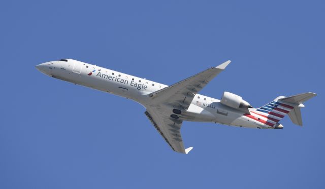 Canadair Regional Jet CRJ-700 (N724SK) - Departing LAX