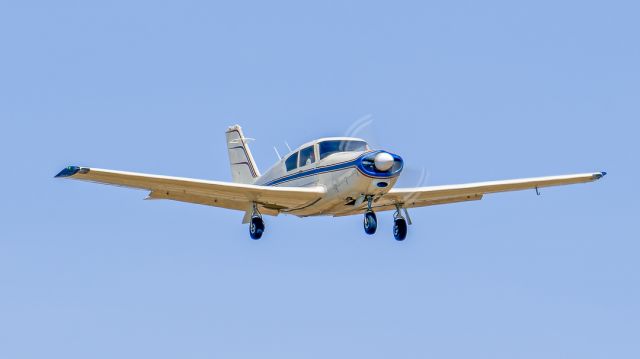 Piper PA-24 Comanche (N6627P) - Piper PA-24 Comanche on approach to Buckeye Municipal Airport, February 2023 Buckeye Air Fair AOPA Fly-in