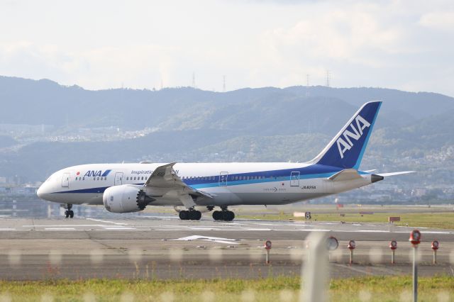 Boeing 787-8 (JA825A) - April 15th 2018:ITM-HND.