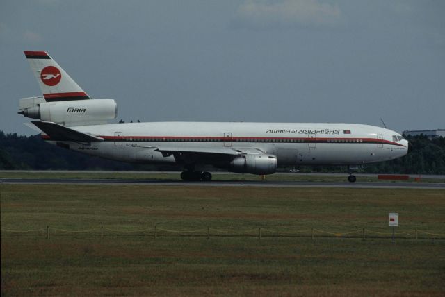 McDonnell Douglas DC-10 (S2-ACO) - Departure at Narita Intl Airport Rwy16R on 1995/09/22