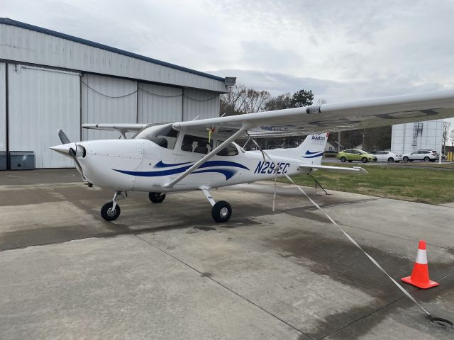 Cessna Skyhawk (N291EC) - The flagship.