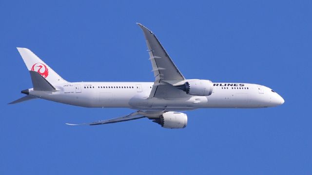 Boeing 787-9 Dreamliner (JA870J)