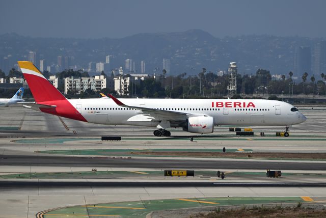 Airbus A350-900 (EC-MYX)