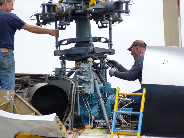 STOLP SA-300 Starduster Too (N366EV) - N366EV being dismantled for air shipment. August 2011