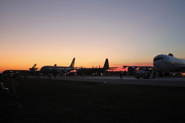 McDonnell Douglas DC-10 (79-1948) - A beautiful sunset on London International Airport and a USAF KC-10 (79-1948, c/n 48208), USAF KC-135R (58-0015, c/n 17760), RAAF KC-30A (A39-002, c/n 931), USAF C-130 (93-2041, c/n 382-5370), and a US Navy E-6B (164409, c/n 24508) at AirShow London 2017 on Friday 22 Sept 2017.