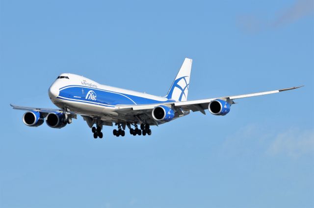 BOEING 747-8 (VQ-BFU)