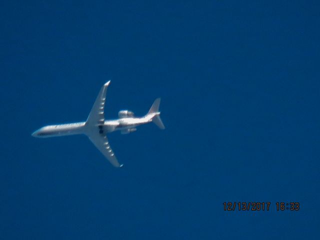 Canadair Regional Jet CRJ-700 (N533AE)