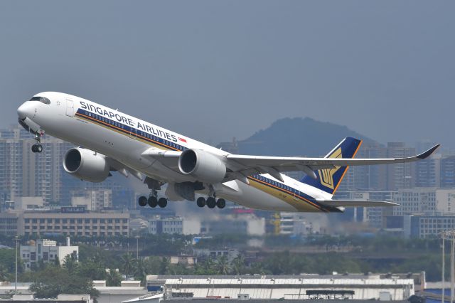 Airbus A350-900 (9V-SHP) - Afternoon departure from CSMIA as SQ421 bound for Changi.