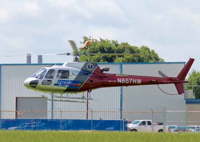 Eurocopter AS-350 AStar (N857HW) - At Metro Aviation.