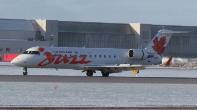 Canadair Regional Jet CRJ-200 (C-GMJA)