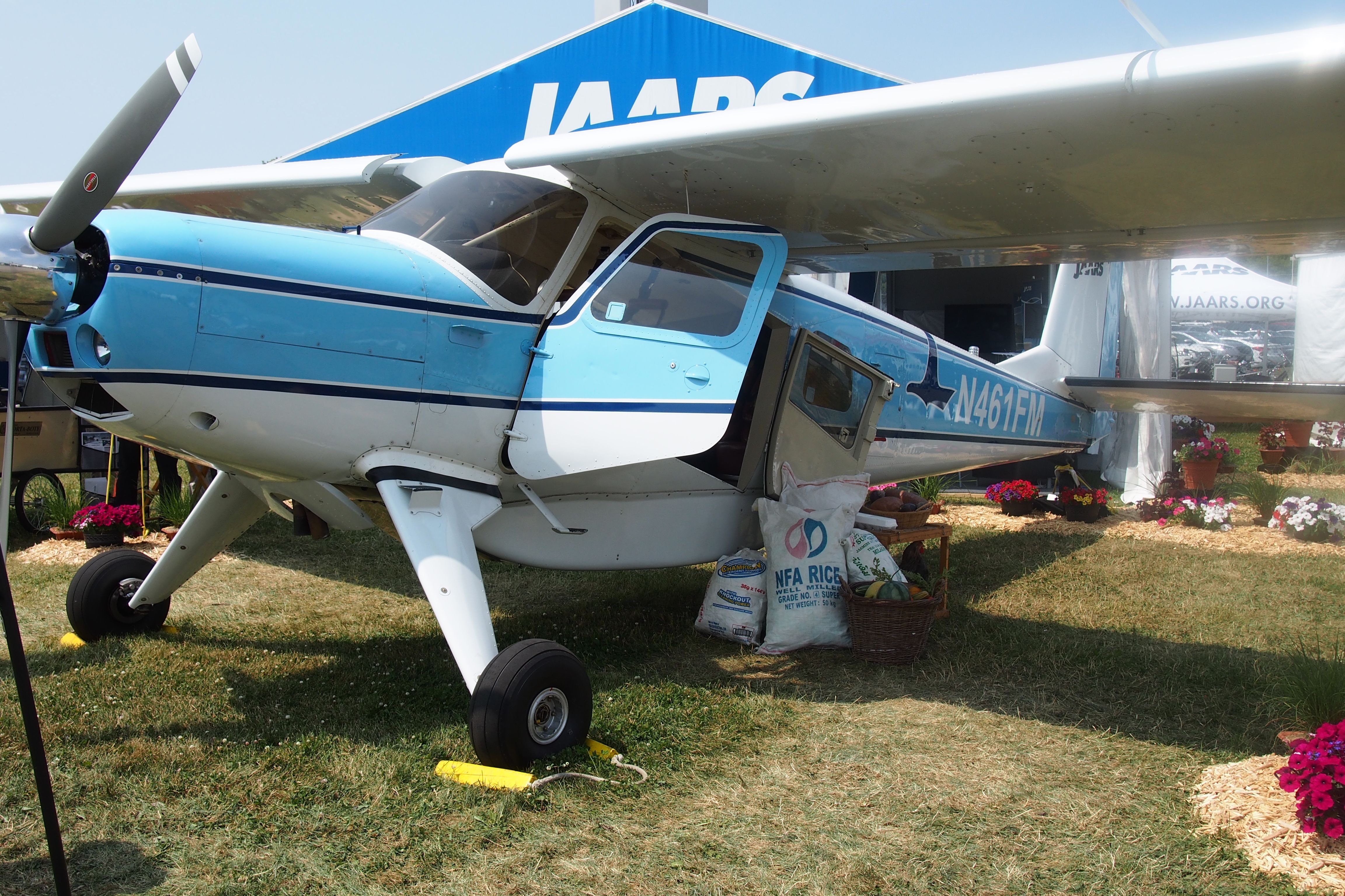 HELIO U-10 Super Courier (N461FM)