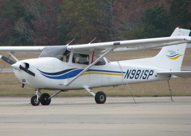 Cessna Skyhawk (N981SP) - Parked at the Ruston Louisiana airport.