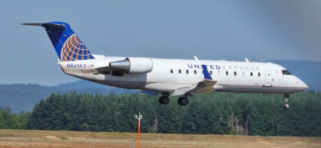 Canadair Regional Jet CRJ-200 (N869AS) - Opb. SkyWest