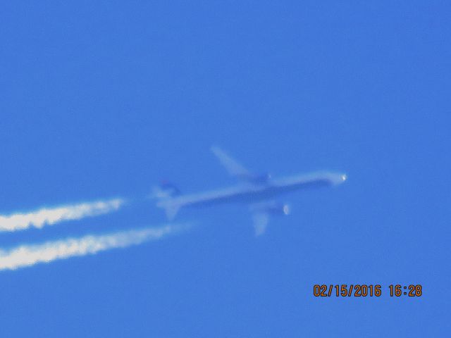 Airbus A321 (N538UW)