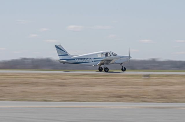 Piper Cherokee (N5025T)