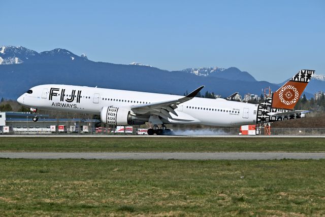 Airbus A350-900 (DQ-FAJ)