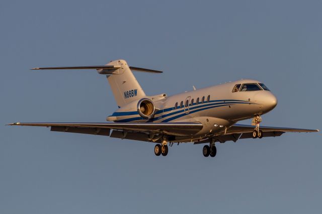 Hawker Beechcraft 4000 (N66BW)