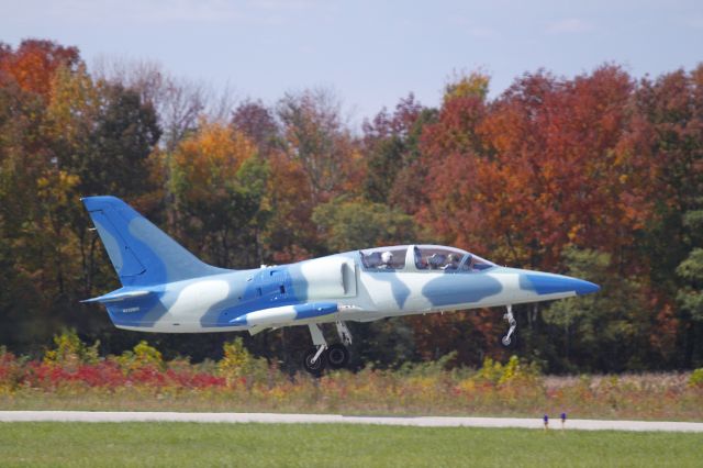 Aero L-39 Albatros (N139RT) - L-39 Albatross taking off.