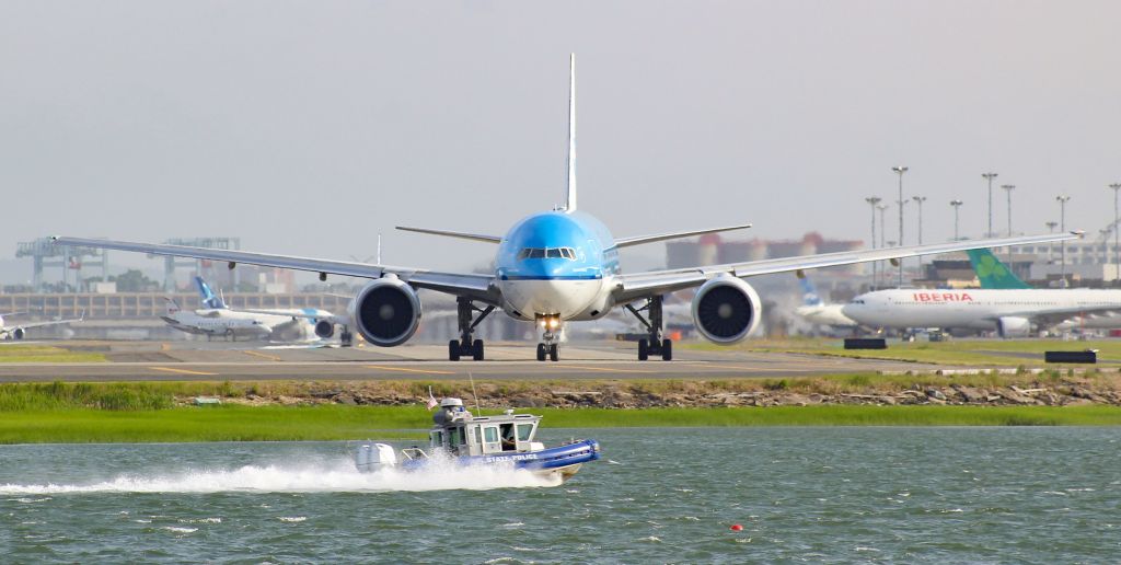 Boeing 777-200 (PH-BQD) - Diversion day at KBOS due to weather at JFK and EWR.