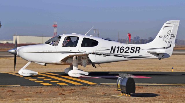 Cirrus SR-22 (N162SR)