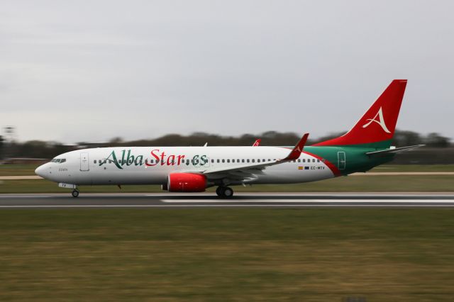 Boeing 737-800 (EC-MTV) - Operating for TUI over the weekend, TOM2634 departs to Geneva