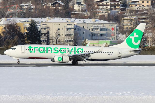 Boeing 737-800 (PH-HXI)