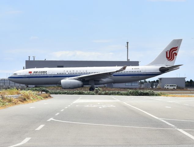 Airbus A330-200 (B-6505)