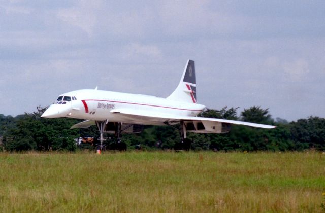 Aerospatiale Concorde (G-BOAC) - C/n 204