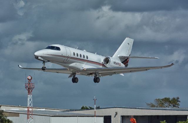 Cessna Citation Latitude (N569QS)