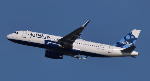 Airbus A320 (N827JB)