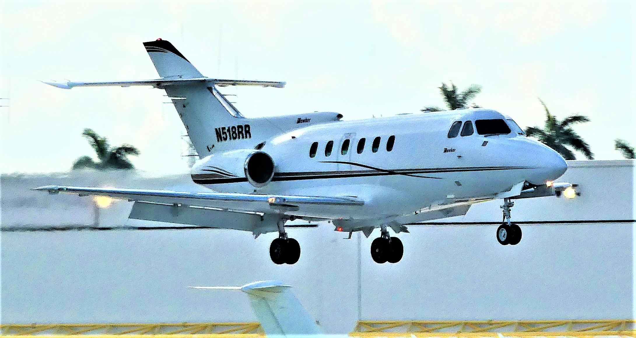 N518RR — - Clean looking Hawker 125-700A of Midas Air Corp. landing on R10R at FLL late in the afternoon on May 28,2023.