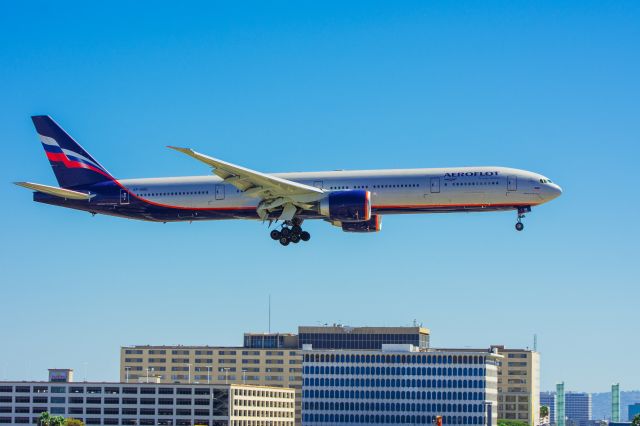 BOEING 777-300ER (VP-BGD)
